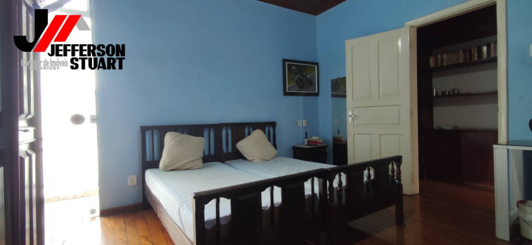 Imagem Casa com 3 Quartos à Venda, 300 m² em Centro - Guaratinguetá Imagem Casa com 3 Quartos à Venda, 300 m² em Centro - Guaratinguetá