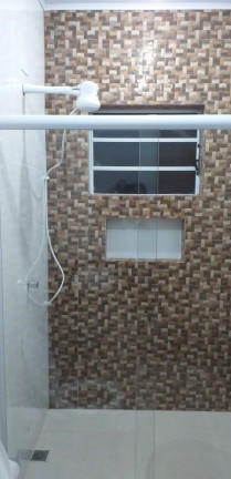 Imagem Casa com 2 Quartos para Temporada, 150 m² em Praia Da Lagoinha - Ubatuba