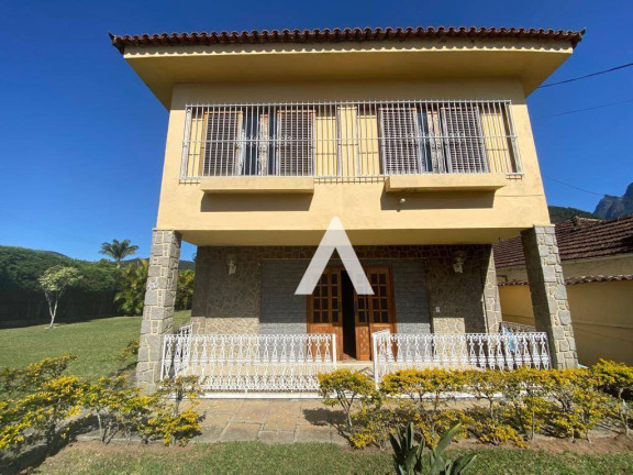 Imagem Casa com 5 Quartos à Venda, 300 m² em Comary - Teresópolis