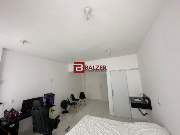 Imagem Apartamento com 1 Quarto à Venda, 32 m² em Centro - Florianópolis