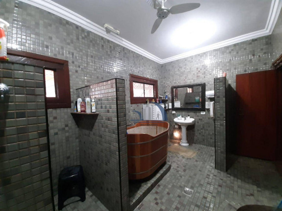 Imagem Chácara com 6 Quartos à Venda, 4.770 m² em Canto Do Forte - Praia Grande