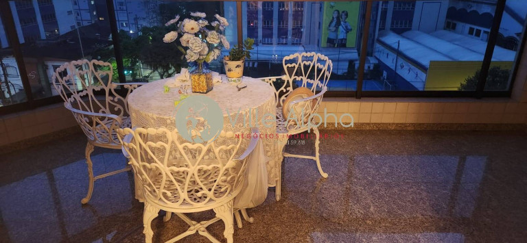 Apartamento com 3 Quartos à Venda, 187 m² em Embare - Santos