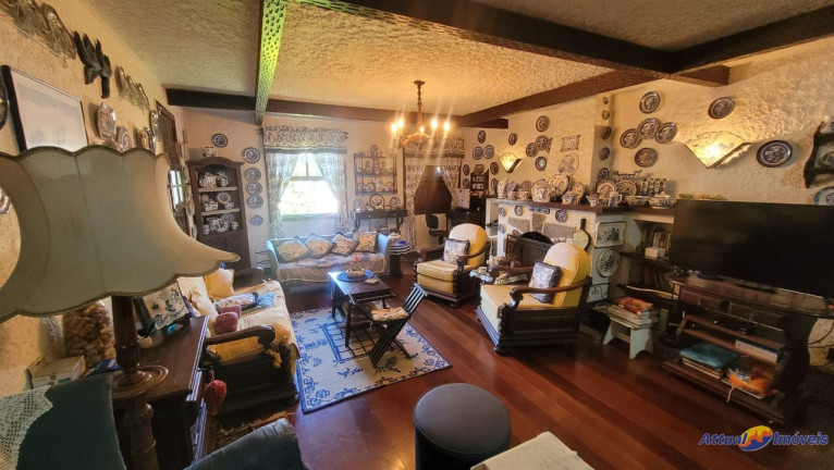 Imagem Casa com 3 Quartos à Venda, 319 m² em Tijuca - Teresópolis Imagem Casa com 3 Quartos à Venda, 319 m² em Tijuca - Teresópolis