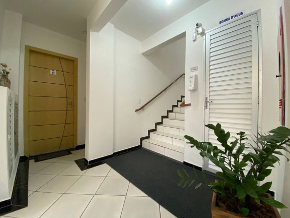 Imagem Apartamento com 2 Quartos à Venda, 77 m² em Itapema