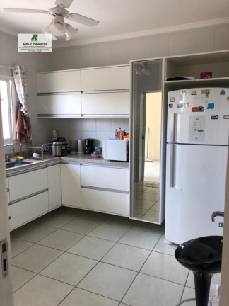 Imagem Casa de Condomínio com 3 Quartos à Venda, 274 m² em Vila Borghesi - São Roque Imagem Casa de Condomínio com 3 Quartos à Venda, 274 m² em Vila Borghesi - São Roque