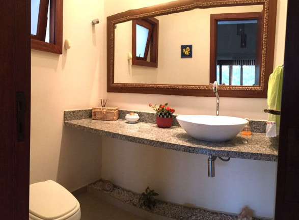 Imagem Casa com 3 Quartos à Venda, 250 m² em Parque Das Artes - Embu Das Artes Imagem Casa com 3 Quartos à Venda, 250 m² em Parque Das Artes - Embu Das Artes