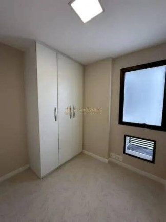 Imagem Apartamento com 3 Quartos à Venda, 70 m² em Barra Olímpica - Rio De Janeiro Imagem Apartamento com 3 Quartos à Venda, 70 m² em Barra Olímpica - Rio De Janeiro