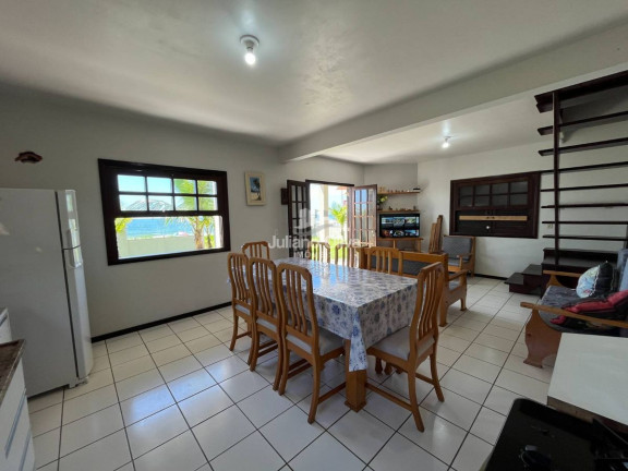 Imagem Sobrado com 3 Quartos à Venda, 173 m² em Barra Do Sai - Itapoá