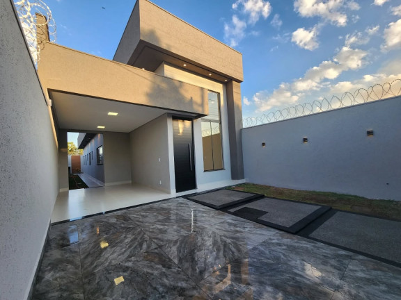 Casa com 3 Quartos à Venda, 121 m² em Buriti Sereno - Aparecida De Goiania