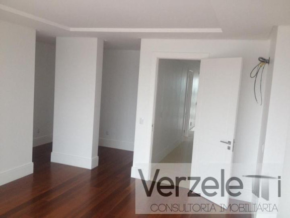 Imagem Apartamento com 3 Quartos à Venda, 180 m² em Centro - Balneário Camboriú Imagem Apartamento com 3 Quartos à Venda, 180 m² em Centro - Balneário Camboriú