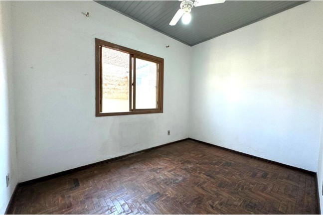 Imagem Casa com 3 Quartos à Venda, 192 m² em Sarandi - Porto Alegre