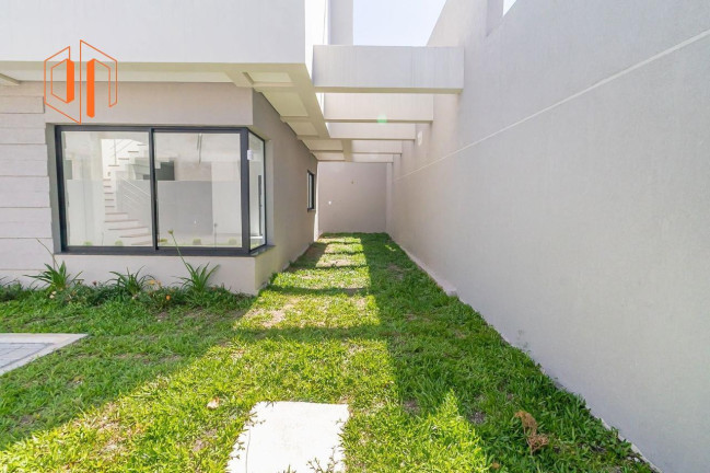 Imagem Sobrado com 3 Quartos à Venda, 128 m² em Uberaba - Curitiba