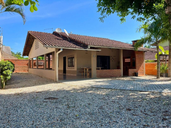 Casa com 2 Quartos à Venda, 153 m² em Pinheiros - Balneário Barra Do Sul