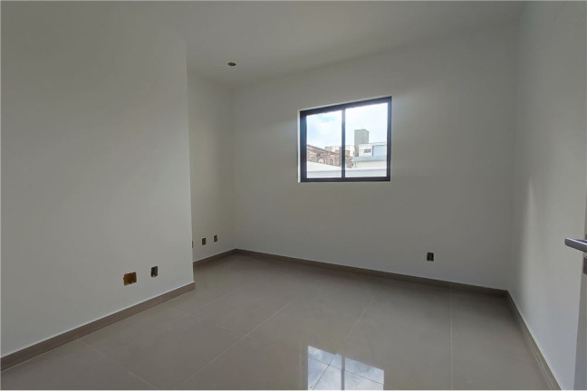 Imagem Imóvel com 2 Quartos à Venda,  em Aririú - Palhoça