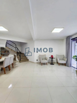 Imagem Casa com 3 Quartos à Venda, 231 m² em Vila Baependi - Jaraguá Do Sul Imagem Casa com 3 Quartos à Venda, 231 m² em Vila Baependi - Jaraguá Do Sul