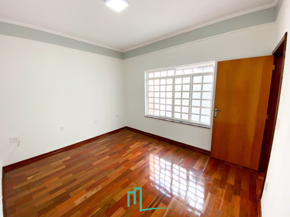 Imagem Casa com 4 Quartos à Venda, em São José - Franca Imagem Casa com 4 Quartos à Venda, em São José - Franca
