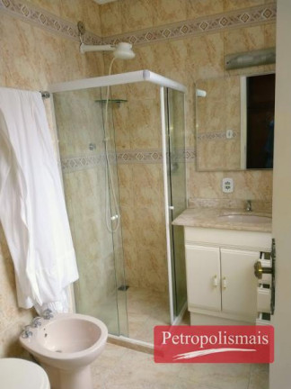 Imagem Apartamento com 2 Quartos à Venda, 60 m² em Centro - Petrópolis Imagem Apartamento com 2 Quartos à Venda, 60 m² em Centro - Petrópolis