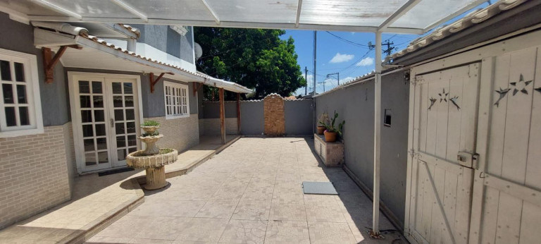 Imagem Casa à Venda, em Ampliação - Itaboraí Imagem Casa à Venda, em Ampliação - Itaboraí