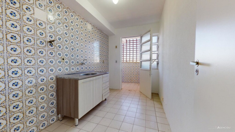 Imagem Imóvel com 2 Quartos à Venda, 74 m² em Menino Deus - Porto Alegre
