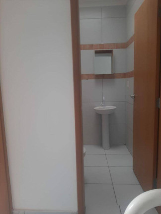 Imagem Casa de Condomínio com 2 Quartos à Venda,  em Lopes De Oliveira - Sorocaba