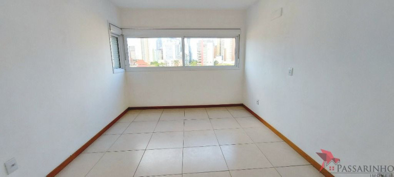 Imagem Apartamento com 3 Quartos à Venda, 118 m² em Predial - Torres