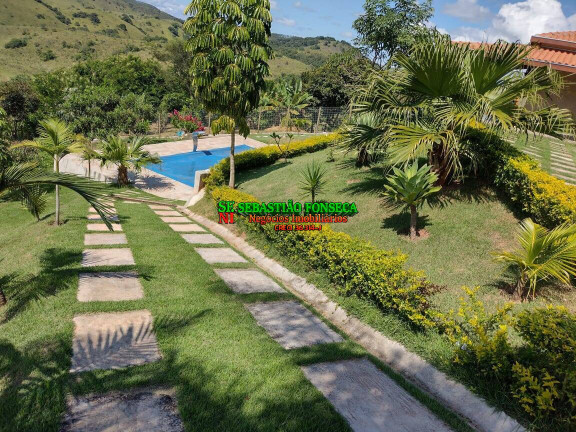 Chácara com 3 Quartos à Venda, 1.428 m² em Jambeiro