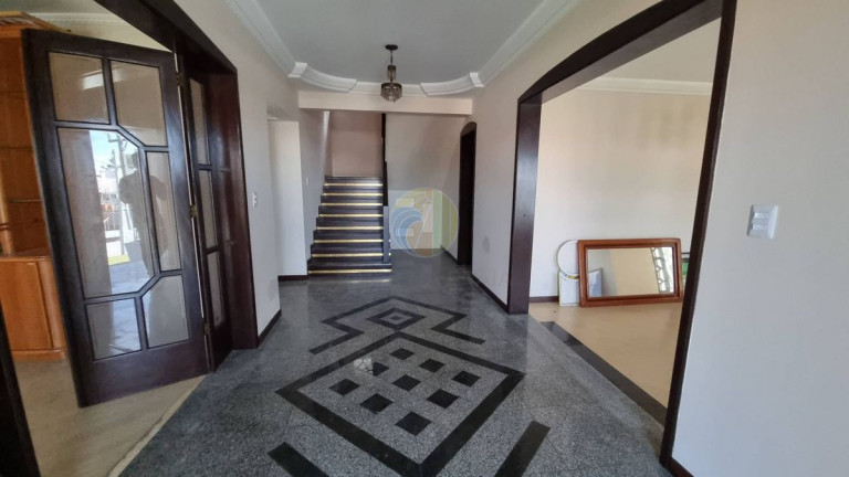 Imagem Casa com 4 Quartos à Venda, 321 m² em Estados - Balneário Camboriú
