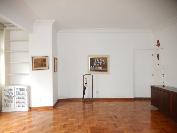 Imagem Apartamento com 3 Quartos à Venda,  em Copacabana - Rio De Janeiro