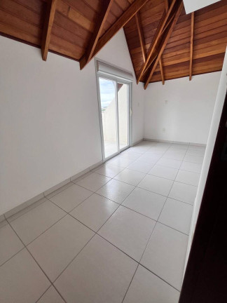 Imagem Apartamento com 3 Quartos à Venda, 99 m² em Capoeiras - Florianópolis