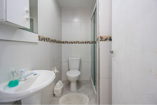 Imagem Imóvel com 2 Quartos à Venda, 60 m² em Ipanema - Porto Alegre