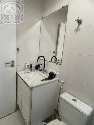 Imagem Casa com 2 Quartos à Venda, 107 m² em Marapé - Santos