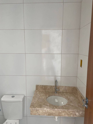 Imagem Casa com 2 Quartos à Venda, 125 m² em Feira De Santana Imagem Casa com 2 Quartos à Venda, 125 m² em Feira De Santana