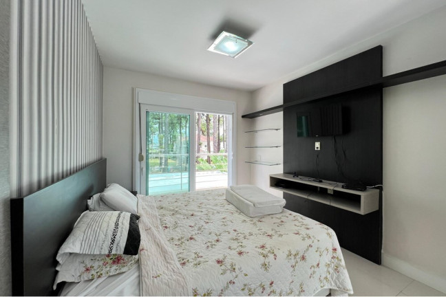 Imagem Casa de Condomínio com 4 Quartos à Venda, 405 m² em Praia De Atlântida - Xangri-lá