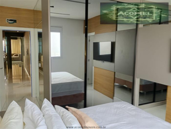 Imagem Apartamento com 5 Quartos à Venda, 306 m² em Meia Praia - Itapema