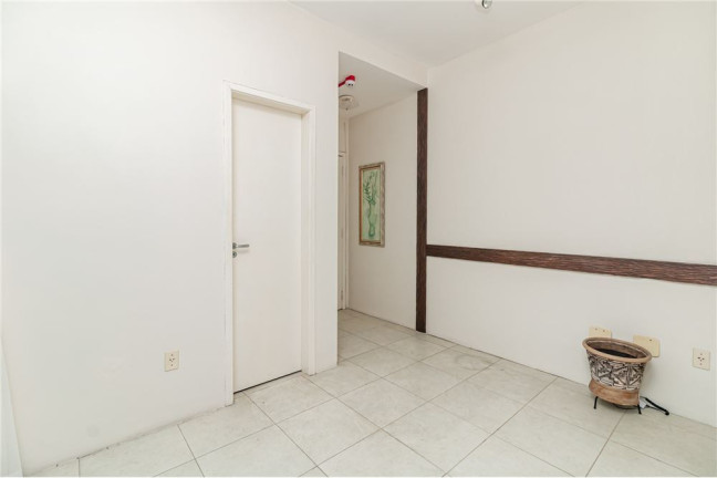 Imagem Sala Comercial à Venda, 34 m² em Auxiliadora - Porto Alegre Imagem Sala Comercial à Venda, 34 m² em Auxiliadora - Porto Alegre