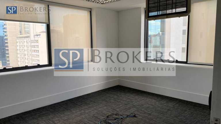 Imagem Sala Comercial à Venda ou Locação, 225 m² em Itaim Bibi - São Paulo Imagem Sala Comercial à Venda ou Locação, 225 m² em Itaim Bibi - São Paulo