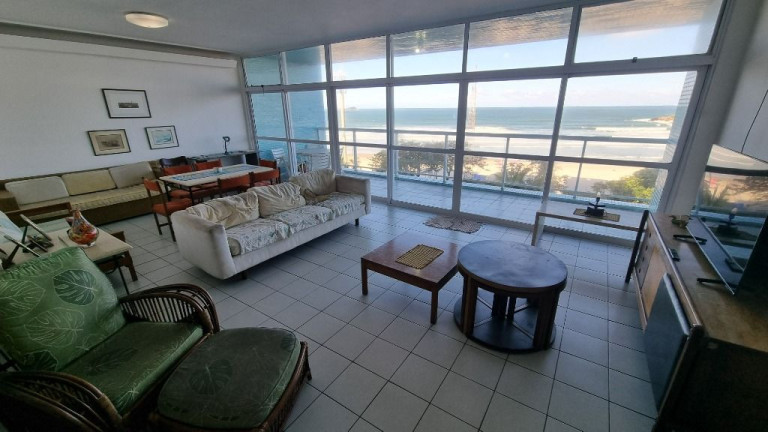 Imagem Apartamento com 3 Quartos à Venda, 198 m² em Pitangueiras - Guarujá Imagem Apartamento com 3 Quartos à Venda, 198 m² em Pitangueiras - Guarujá