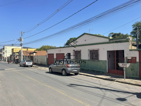 Casa com 3 Quartos à Venda, 910 m² em Centro - Florestal