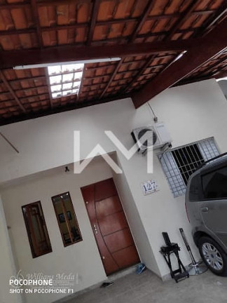 Imagem Casa com 3 Quartos à Venda, 172 m² em Jardim Pinhal - Guarulhos Imagem Casa com 3 Quartos à Venda, 172 m² em Jardim Pinhal - Guarulhos