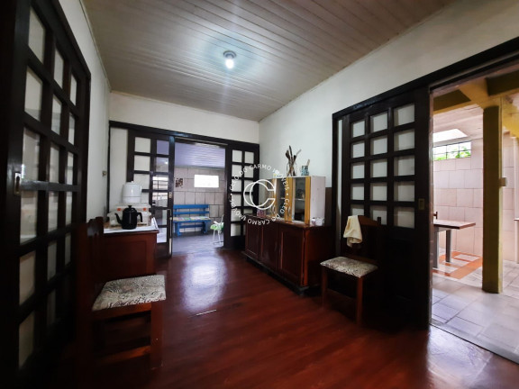 Imagem Casa com 3 Quartos à Venda, 180 m² em Dom Antônio Reis - Santa Maria Imagem Casa com 3 Quartos à Venda, 180 m² em Dom Antônio Reis - Santa Maria