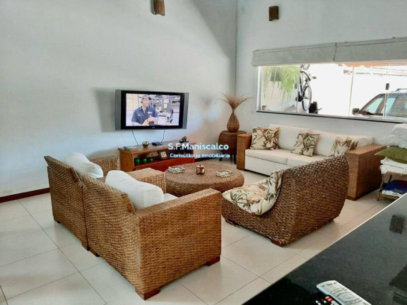 Imagem Casa com 4 Quartos à Venda, 342 m² em Toninhas - Ubatuba Imagem Casa com 4 Quartos à Venda, 342 m² em Toninhas - Ubatuba