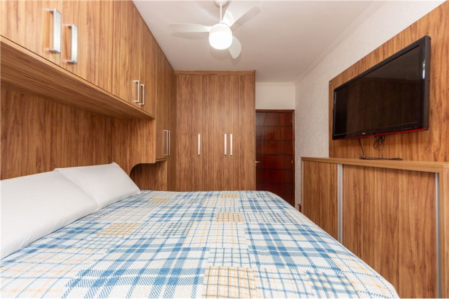 Imagem Casa com 3 Quartos à Venda, em Vila Antonieta - São Paulo Imagem Casa com 3 Quartos à Venda, em Vila Antonieta - São Paulo