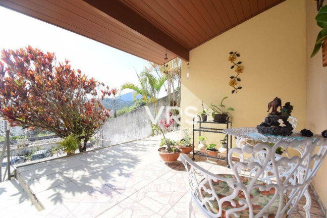 Imagem Casa com 5 Quartos à Venda, 203 m² em Agriões - Teresópolis Imagem Casa com 5 Quartos à Venda, 203 m² em Agriões - Teresópolis