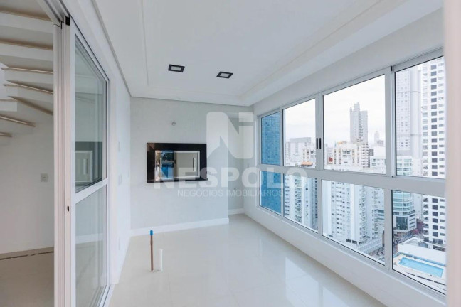 Imagem Apartamento à Venda, 252 m² em Centro - Balneario Camboriu Imagem Apartamento à Venda, 252 m² em Centro - Balneario Camboriu