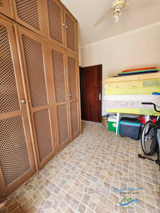 Imagem Casa com 6 Quartos à Venda, 300 m² em Jd Suarão - Itanhaém