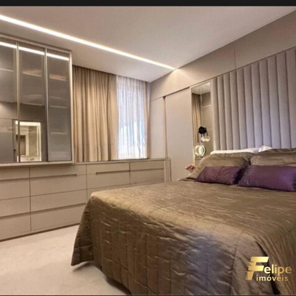 Imagem Imóvel com 4 Quartos à Venda, 250 m² em Praia Do Canto - Vitória Imagem Imóvel com 4 Quartos à Venda, 250 m² em Praia Do Canto - Vitória