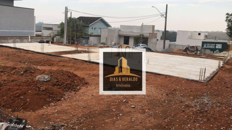 Imagem Casa com 3 Quartos à Venda, 215 m² em Condomínio Terras Do Vale - Caçapava Imagem Casa com 3 Quartos à Venda, 215 m² em Condomínio Terras Do Vale - Caçapava