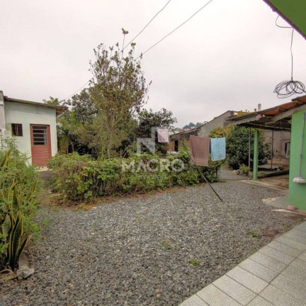 Imagem Casa com 4 Quartos à Venda, 141 m² em Jaraguá Esquerdo - Jaraguá Do Sul Imagem Casa com 4 Quartos à Venda, 141 m² em Jaraguá Esquerdo - Jaraguá Do Sul