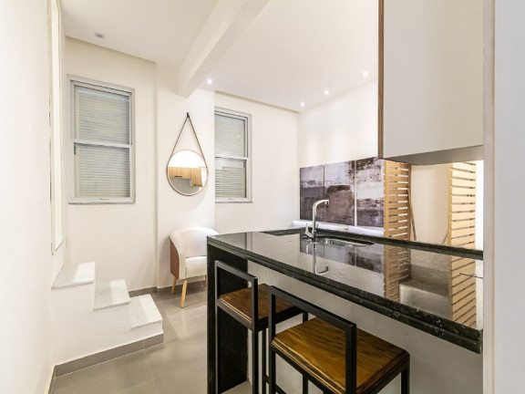 Imagem Apartamento com 1 Quarto à Venda, 35 m² em Copacabana - Rio De Janeiro