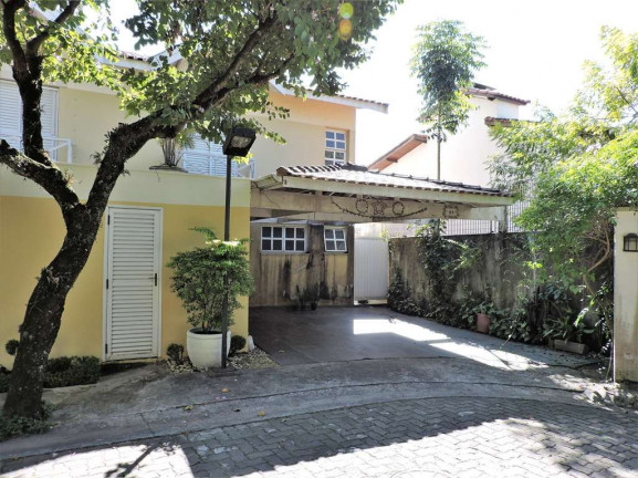 Casa de Condomínio com 6 Quartos à Venda, 180 m² em Granja Viana - Cotia